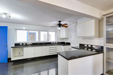 Casa à venda com 400m², 4 quartos e 5 vagas