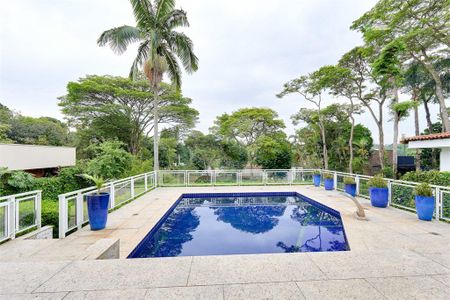 Casa à venda com 400m², 4 quartos e 5 vagas