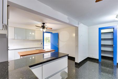 Casa à venda com 400m², 4 quartos e 5 vagas