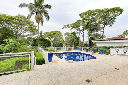Casa à venda com 400m², 4 quartos e 5 vagas