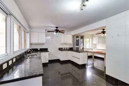 Casa à venda com 400m², 4 quartos e 5 vagas