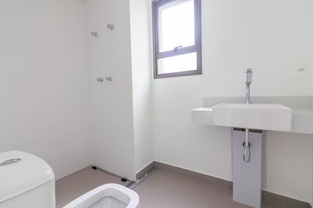 Apartamento à venda com 111m², 3 quartos e 2 vagasBanheiro da Suíte 2