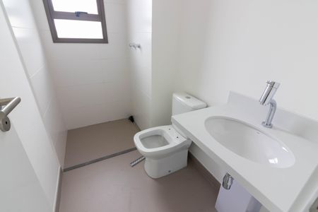 Apartamento à venda com 111m², 3 quartos e 2 vagasBanheiro da Suíte 1