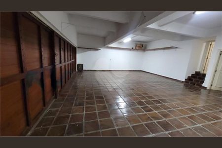 Casa à venda com 3 quartos, 320m² em Santo Amaro, São Paulo