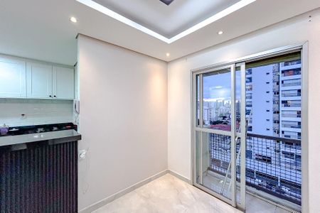 Apartamento para alugar com 120m², 2 quartos e 2 vagasSala