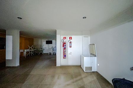Apartamento para alugar com 120m², 2 quartos e 2 vagasÁrea comum - Salão de festas