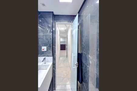 Apartamento para alugar com 120m², 2 quartos e 2 vagasBanheiro