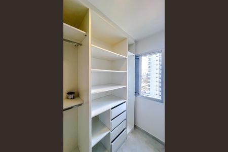 Apartamento para alugar com 120m², 2 quartos e 2 vagasCloset