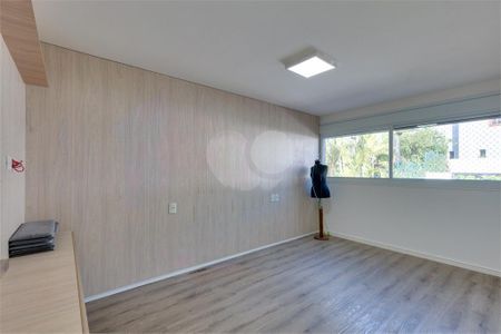 Casa à venda com 4 quartos, 364m² em Chácara Monte Alegre, São Paulo