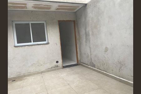 Casa à venda com 3 quartos, 106m² em Jardim Sabara, São Paulo