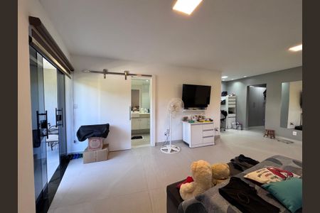 Casa de condomínio à venda com 300m², 4 quartos e 2 vagasSuíte 3