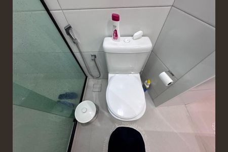 Casa de condomínio à venda com 300m², 4 quartos e 2 vagasSuíte 3 - Banheiro