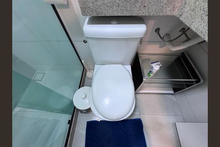 Casa de condomínio à venda com 300m², 4 quartos e 2 vagasSuíte 4 - Banheiro