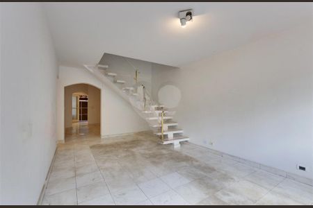 Casa à venda com 188m², 3 quartos e 3 vagas