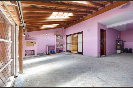 Casa à venda com 188m², 3 quartos e 3 vagas