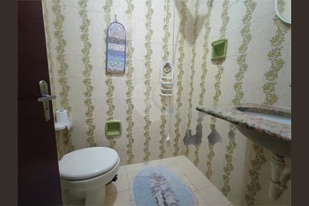 Casa à venda com 100m², 3 quartos e 2 vagas