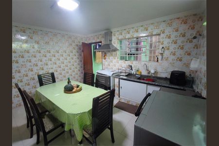 Casa à venda com 100m², 3 quartos e 2 vagas