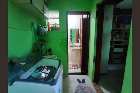 Casa à venda com 100m², 3 quartos e 2 vagas