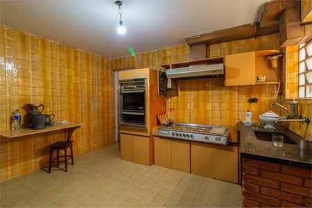 Casa à venda com 138m², 3 quartos e 2 vagas