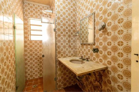 Casa à venda com 138m², 3 quartos e 2 vagas