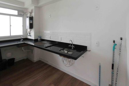 Apartamento para alugar com 47m², 2 quartos e sem vaga Apartamento para alugar com 47m², 2 quartos e sem vagaCozinha e Área de Serviço