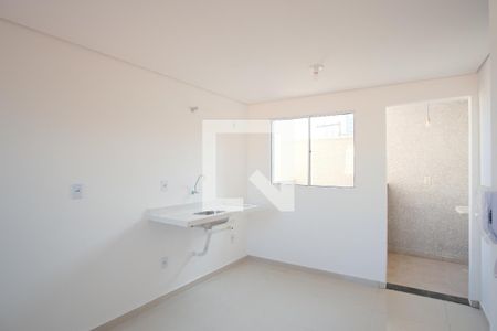 Sala/Cozinha de apartamento para alugar com 2 quartos, 33m² em Penha de França, São Paulo
