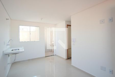 Sala/Cozinha de apartamento para alugar com 2 quartos, 33m² em Penha de França, São Paulo