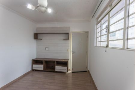 Sala de apartamento para alugar com 2 quartos, 65m² em Vila Marieta, Campinas