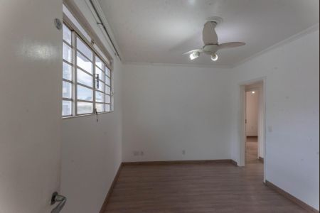 Sala de apartamento para alugar com 2 quartos, 65m² em Vila Marieta, Campinas