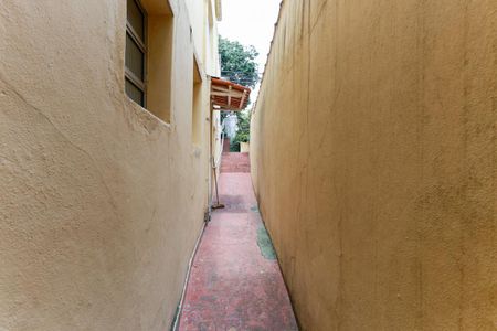 Casa à venda com 90m², 1 quarto e 1 vaga Casa à venda com 90m², 1 quarto e 1 vagaCorredor externo