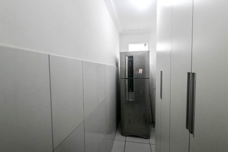 Casa de condomínio para alugar com 128m², 4 quartos e 2 vagas Casa de condomínio para alugar com 128m², 4 quartos e 2 vagasCozinha + Dispensa