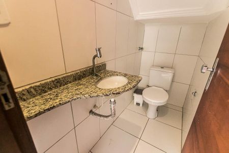 Casa de condomínio para alugar com 128m², 4 quartos e 2 vagas Casa de condomínio para alugar com 128m², 4 quartos e 2 vagasLavabo
