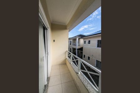 Casa de condomínio para alugar com 128m², 4 quartos e 2 vagas Casa de condomínio para alugar com 128m², 4 quartos e 2 vagasVaranda do Quarto 2