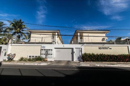 Casa de condomínio para alugar com 128m², 4 quartos e 2 vagas Casa de condomínio para alugar com 128m², 4 quartos e 2 vagasFachada do condomínio