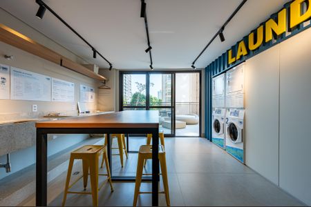 Apartamento para alugar com 29m², 1 quarto e sem vaga Apartamento para alugar com 29m², 1 quarto e sem vagaÁrea comum - Lavanderia