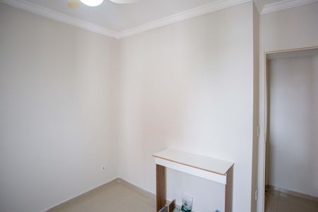 Apartamento à venda com 43m², 2 quartos e 1 vagaQuarto 2