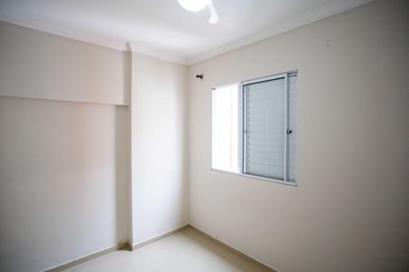 Quarto 2 de apartamento à venda com 2 quartos, 43m² em Vila Alice, Diadema