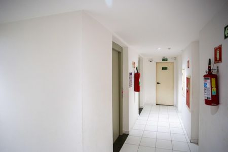 Apartamento à venda com 43m², 2 quartos e 1 vagaHall de entrada