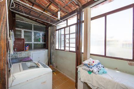 Apartamento à venda com 180m², 4 quartos e 2 vagasAREA DE SERVICO