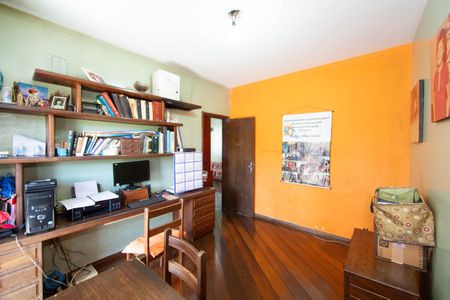 Apartamento à venda com 180m², 4 quartos e 2 vagasQUARTO2