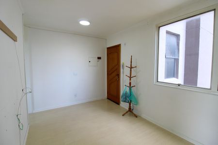 Sala de apartamento para alugar com 2 quartos, 48m² em Jaguaré, São Paulo