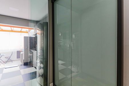 Casa à venda com 400m², 3 quartos e 4 vagas Casa à venda com 400m², 3 quartos e 4 vagasCozinha - Despensa