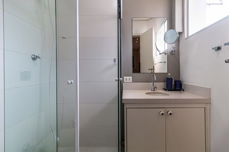 Casa à venda com 400m², 3 quartos e 4 vagas Casa à venda com 400m², 3 quartos e 4 vagasSuite 01 - Banheiro