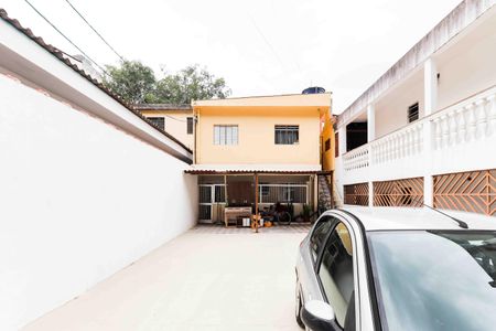 Casa para alugar com 45m², 1 quarto e 1 vagaQuintal