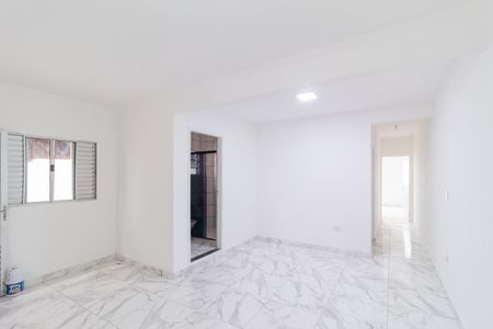 Sala de casa para alugar com 2 quartos, 125m² em Jardim Tonato, Carapicuíba