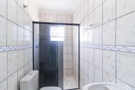 Casa para alugar com 125m², 2 quartos e sem vaga Casa para alugar com 125m², 2 quartos e sem vagaBanheiro da suíte