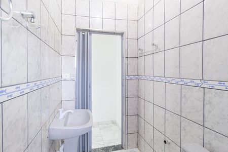 Casa para alugar com 125m², 2 quartos e sem vaga Casa para alugar com 125m², 2 quartos e sem vagaBanheiro da suíte