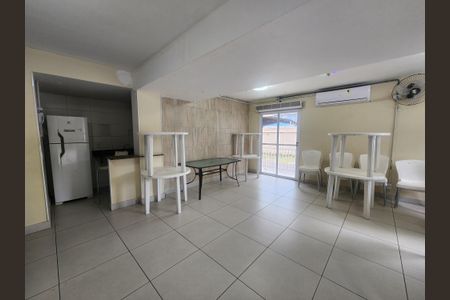 Apartamento para alugar com 50m², 2 quartos e 1 vaga Apartamento para alugar com 50m², 2 quartos e 1 vagaÁrea comum - Salão de festas