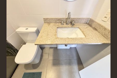 Apartamento para alugar com 65m², 2 quartos e 2 vagasBanheiro da Suíte