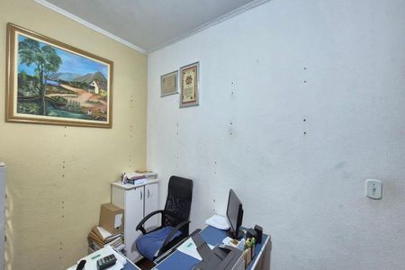 Casa à venda com 130m², 3 quartos e 2 vagasQuarto 2 